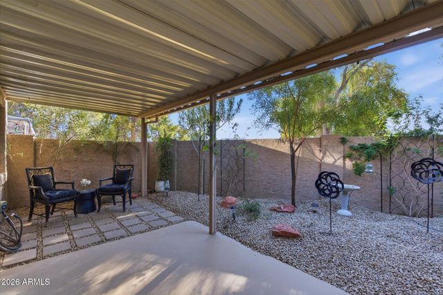 4019 E CHARTER OAK Road, Phoenix, AZ 85032