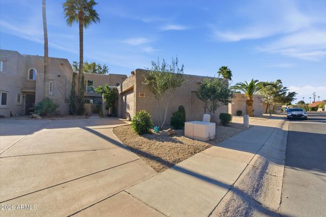 4019 E CHARTER OAK Road, Phoenix, AZ 85032