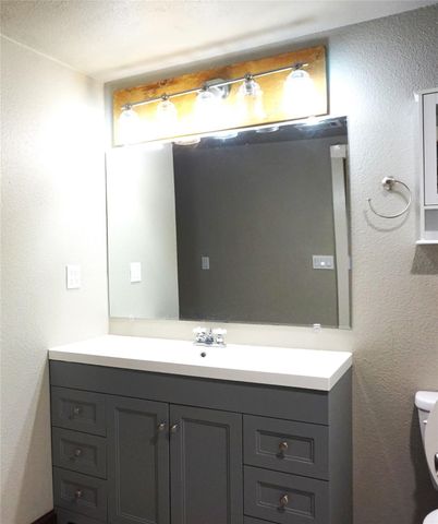 507 N Main Street 202, Denison, TX 75020