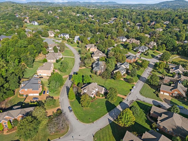 330 Fountainbrooke Dr, Brentwood, TN 37027