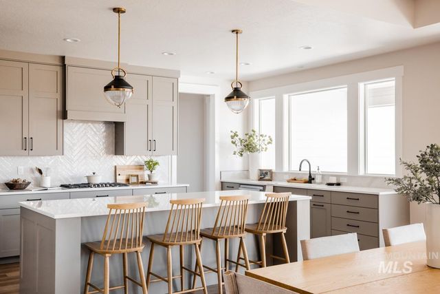 2653 E Cavern Dr., Meridian, ID 83642