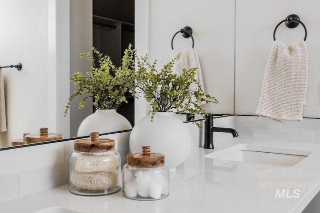 2653 E Cavern Dr., Meridian, ID 83642