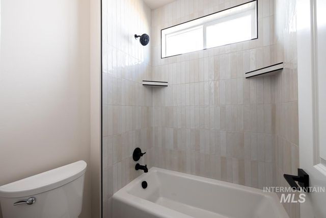 2653 E Cavern Dr., Meridian, ID 83642