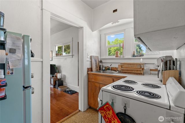 1901 N Fife Street, Tacoma, WA 98406