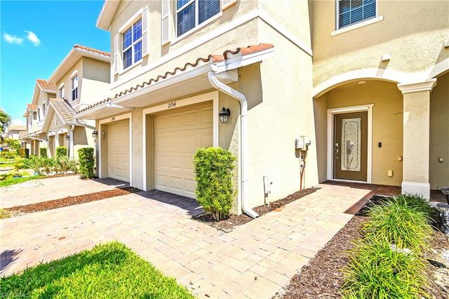 2754 Citrus ST, Naples, FL 34120