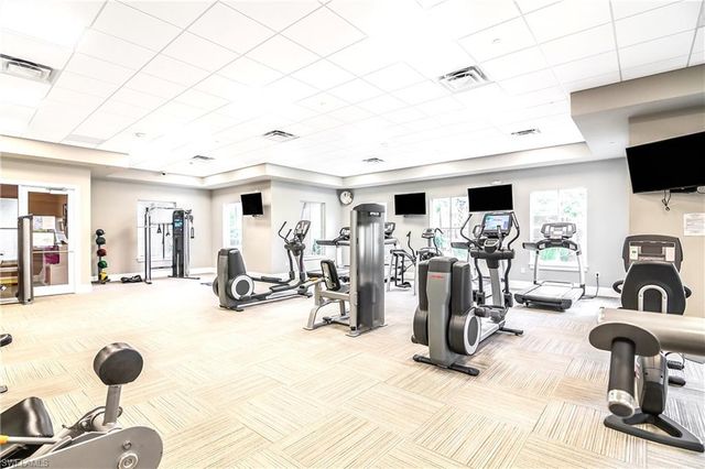 2754 Citrus ST, Naples, FL 34120