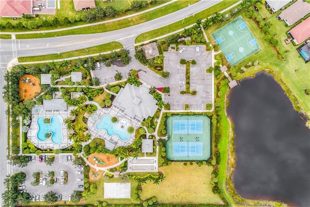 2754 Citrus ST, Naples, FL 34120