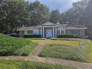 2913 Steeple Chase S Court, Mobile, AL 36695