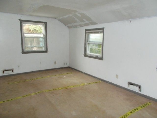 19 Fairview Court, Greece, NY 14612