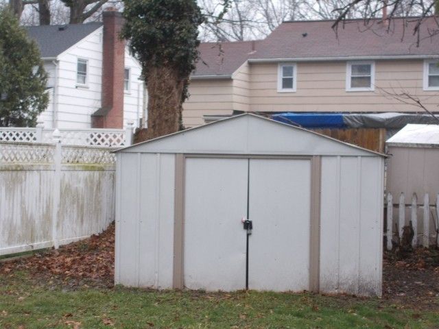 19 Fairview Court, Greece, NY 14612