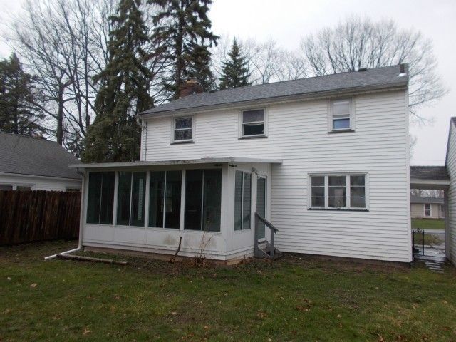 19 Fairview Court, Greece, NY 14612