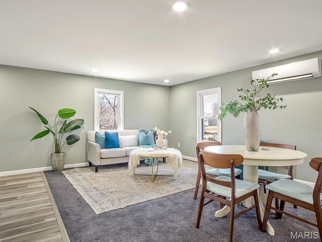 314 N Church Street, Waterloo, IL 62298