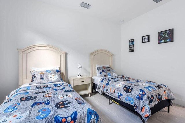 2689 Hiawatha Avenue, West Palm Beach, FL 33409