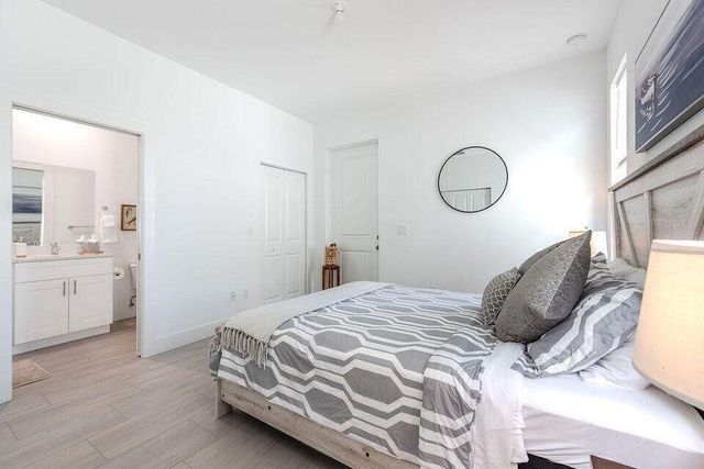 2689 Hiawatha Avenue, West Palm Beach, FL 33409