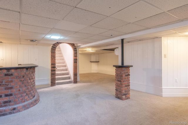 38005 Southfarm Lane, Farmington Hills, MI 48167