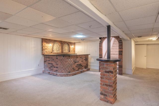 38005 Southfarm Lane, Farmington Hills, MI 48167