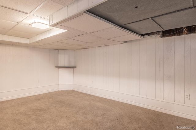 38005 Southfarm Lane, Farmington Hills, MI 48167