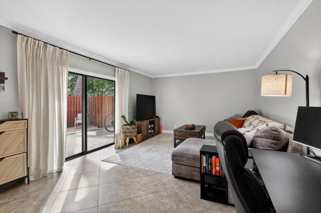 1520 Masters Circle 176, Delray Beach, FL 33445