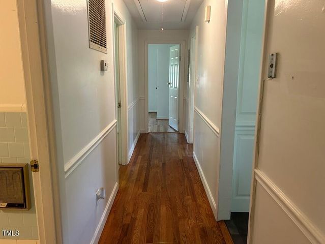 111 Colonial Drive, Clinton, NC 28328