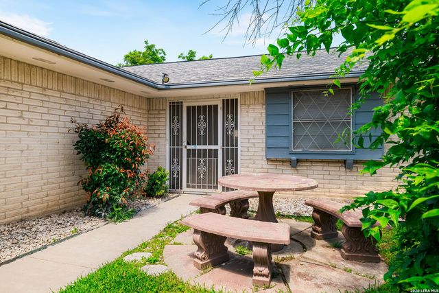4310 Valleybrook, San Antonio, TX 78238