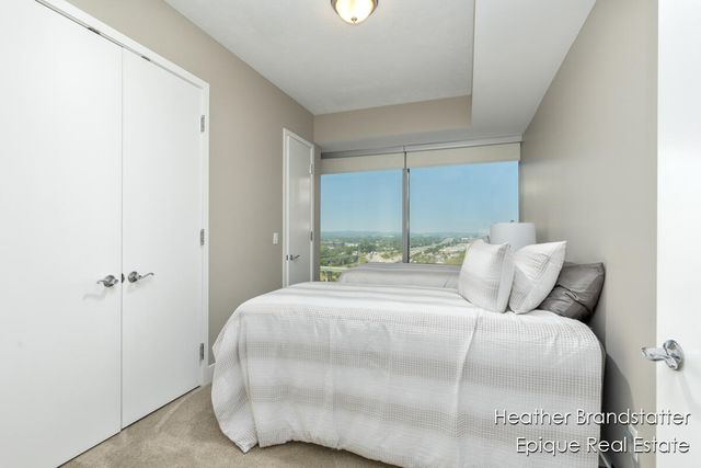 335 Bridge Street NW 1101, Grand Rapids, MI 49504