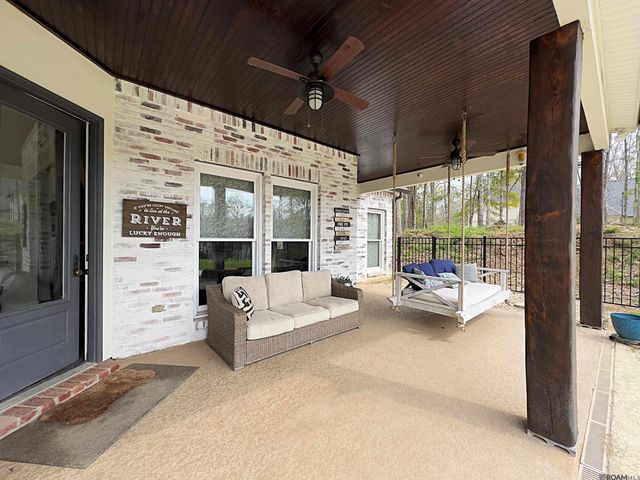 22127 Waterfront East Dr, Maurepas, LA 70449