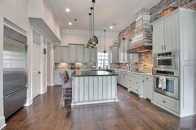 22127 Waterfront East Dr, Maurepas, LA 70449