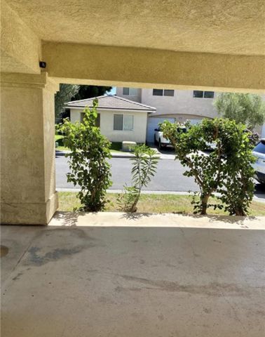 33411 Campus Lane, Cathedral City, CA 92234