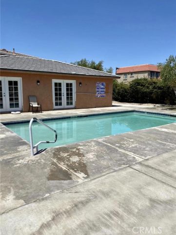 33411 Campus Lane, Cathedral City, CA 92234