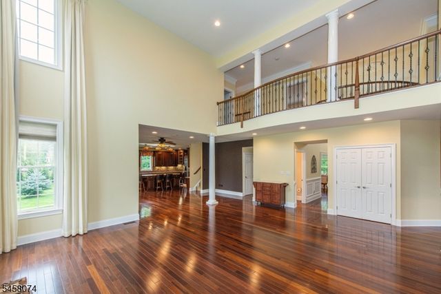 17 Fieldview Dr, Sparta Twp., NJ 07871