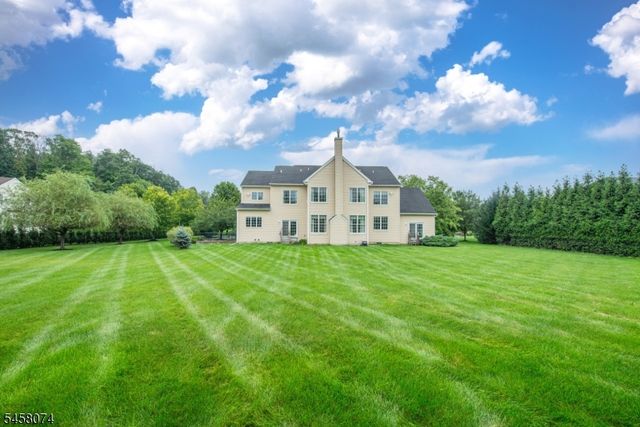 17 Fieldview Dr, Sparta Twp., NJ 07871