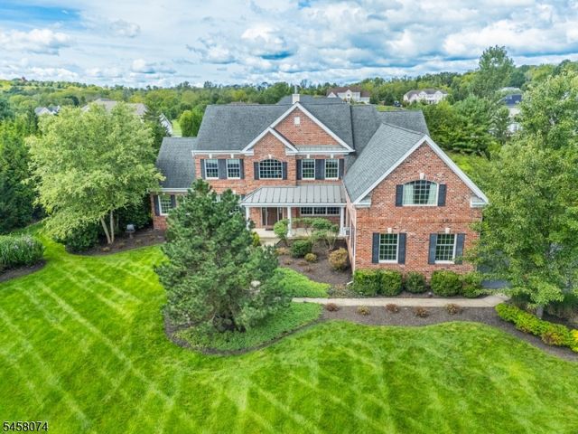 17 Fieldview Dr, Sparta Twp., NJ 07871