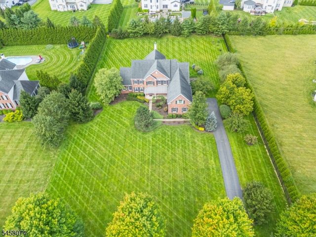 17 Fieldview Dr, Sparta Twp., NJ 07871