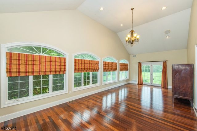 17 Fieldview Dr, Sparta Twp., NJ 07871