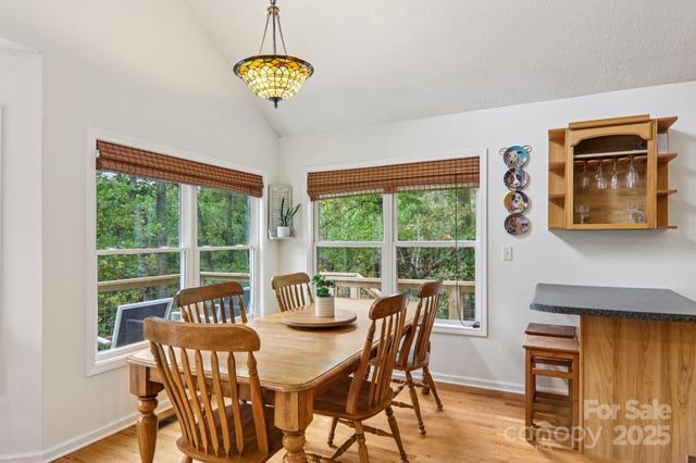 311 Jacks Knob Road, Barnardsville, NC 28709