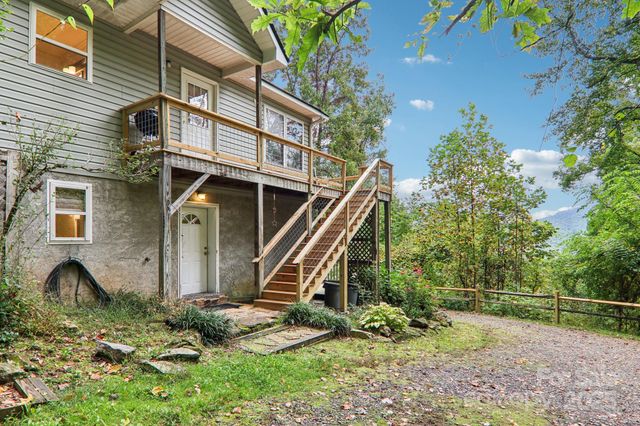 311 Jacks Knob Road, Barnardsville, NC 28709