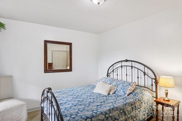 311 Jacks Knob Road, Barnardsville, NC 28709