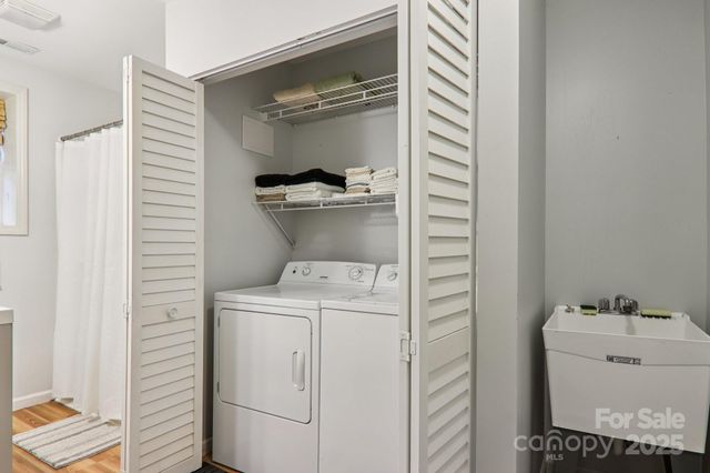 311 Jacks Knob Road, Barnardsville, NC 28709