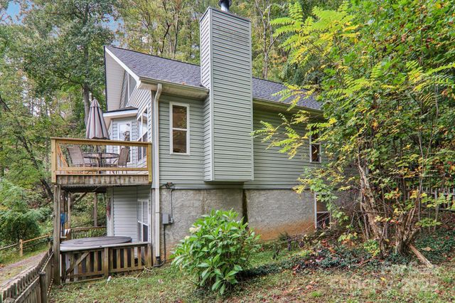 311 Jacks Knob Road, Barnardsville, NC 28709