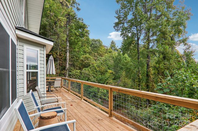 311 Jacks Knob Road, Barnardsville, NC 28709