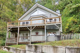 311 Jacks Knob Road, Barnardsville, NC 28709