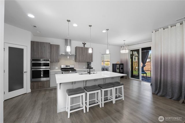 23107 70TH Street E, Buckley, WA 98321