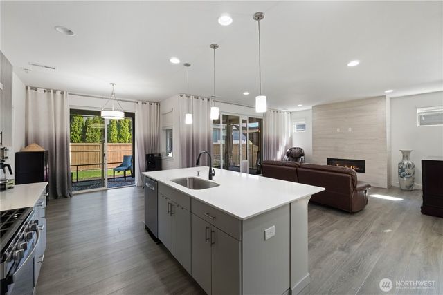 23107 70TH Street E, Buckley, WA 98321
