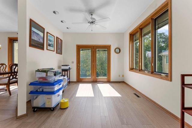 1588 Blackhawk Lake Drive, Eagan, MN 55122