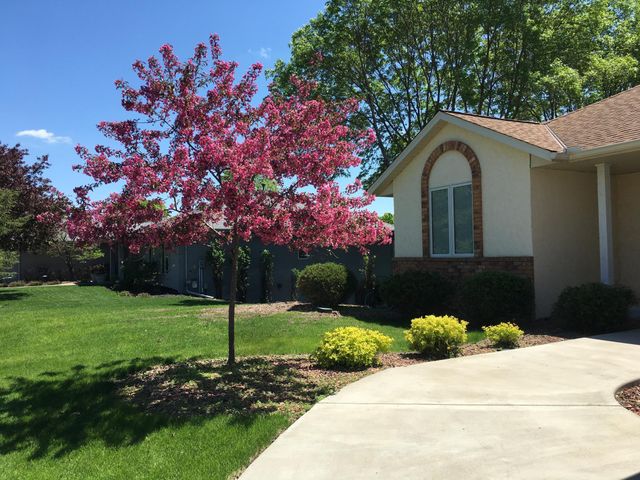 1588 Blackhawk Lake Drive, Eagan, MN 55122