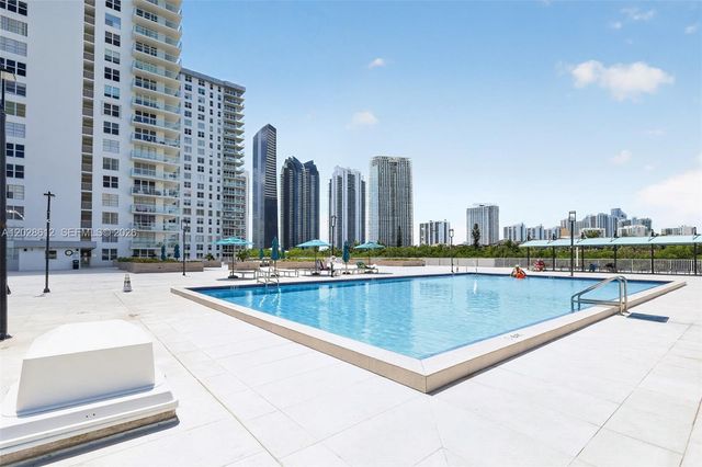 230 174th Street 902, Sunny Isles Beach, FL 33160