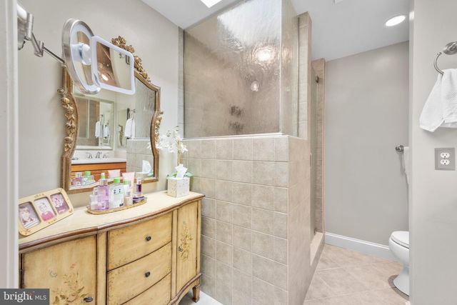 2924 OAKBURY CT, Oakton, VA 22124
