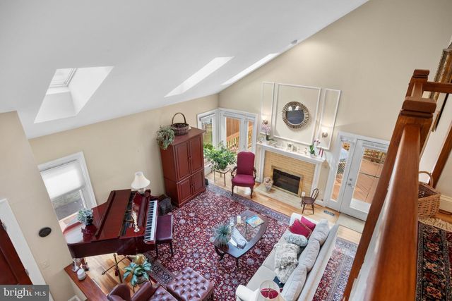 2924 OAKBURY CT, Oakton, VA 22124