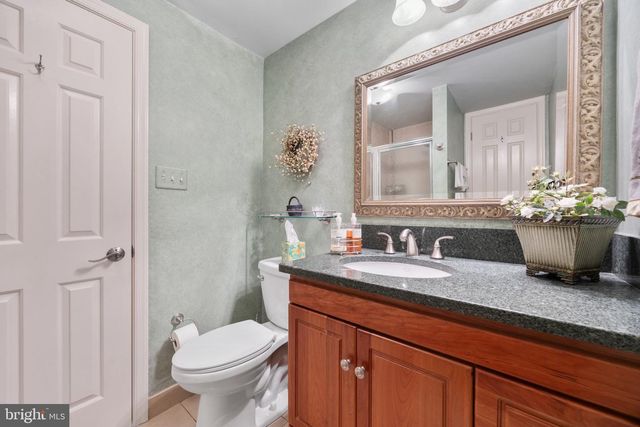 2924 OAKBURY CT, Oakton, VA 22124