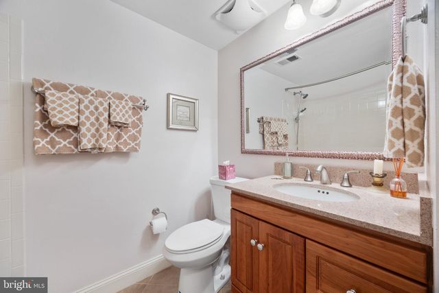 2924 OAKBURY CT, Oakton, VA 22124